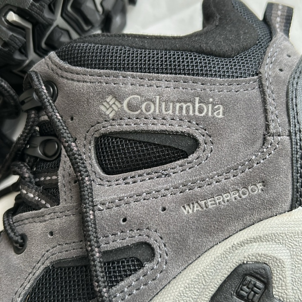 Columbia granite, Trail, waterproof, hiking boat, gray colors, men’s, size 8 1/2 - Picture 3 of 6
